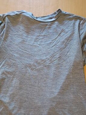 Men's Crew Neck T-Shirt in Heather Gray